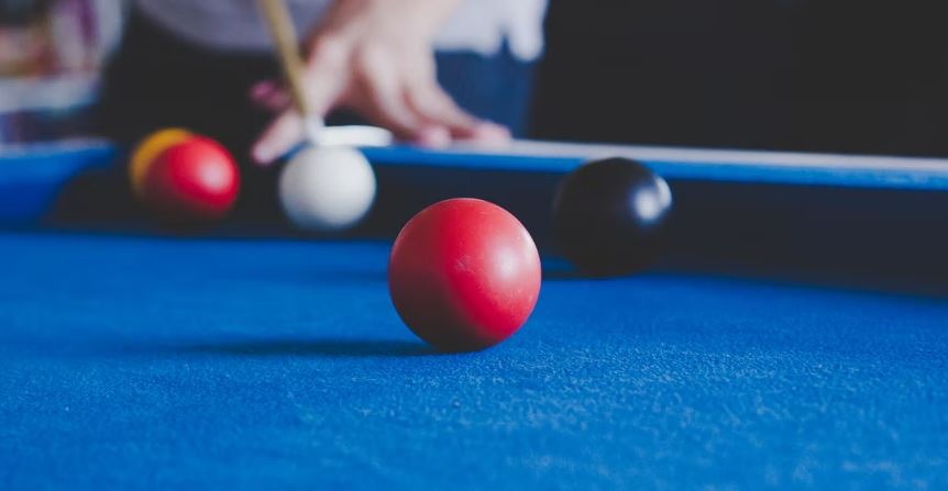 a game of carom billiards